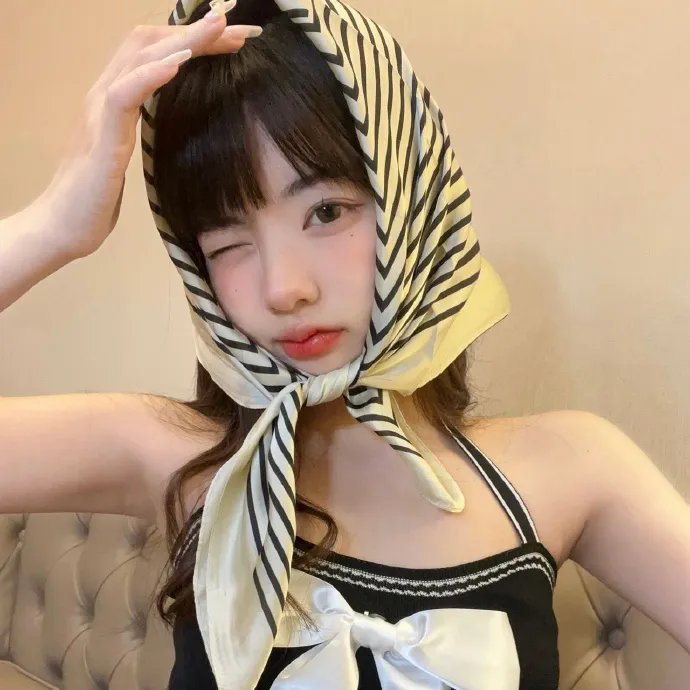 扬琴手